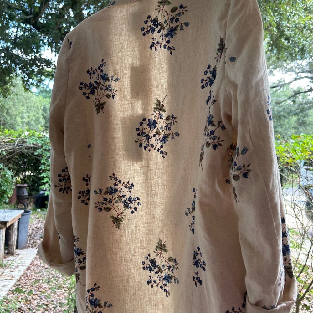 Joie Beige Blazer with Blue Floral Pattern medium - Picture 2 of 4